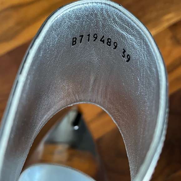 Alexander McQueen Sliver Harness Punk 105mm pumps, NEW - Picture 10 of 16